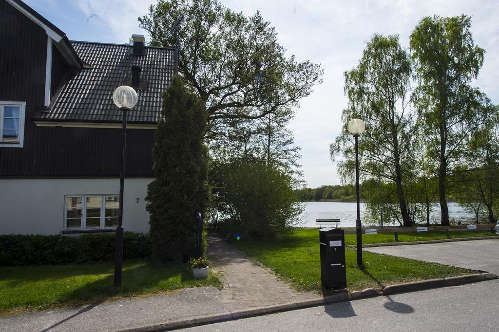 Hotell Sjoevillan Upplands-Vasby Bagian luar foto