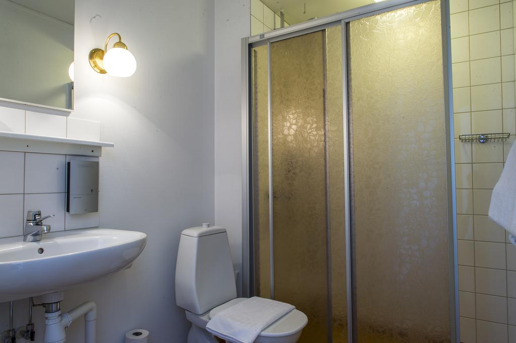 Hotell Sjoevillan Upplands-Vasby Bagian luar foto