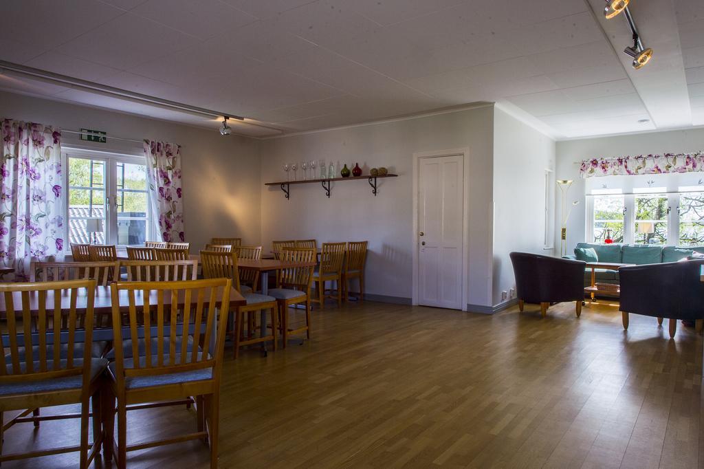 Hotell Sjoevillan Upplands-Vasby Bagian luar foto